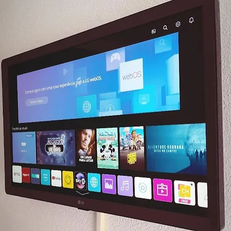 ホームステイ Mi Casa Su Casa モンチジョ